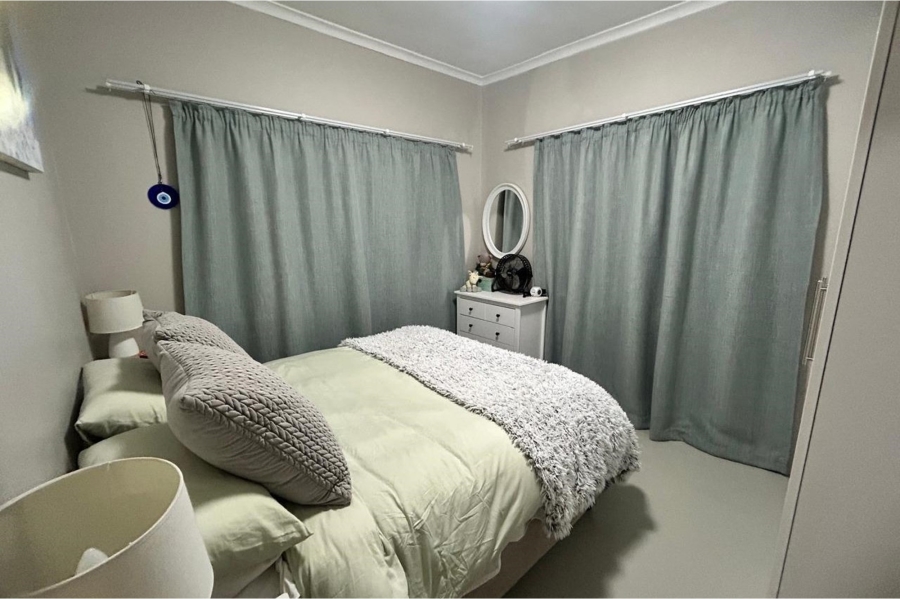 To Let 2 Bedroom Property for Rent in Paarl South Western Cape